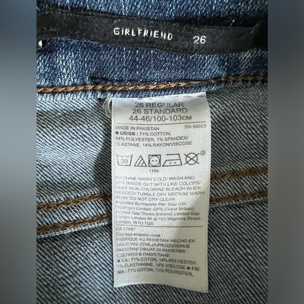 Banana Republic Girlfriend mid-rise stretchy jeans size 26 - Picture 5 of 6